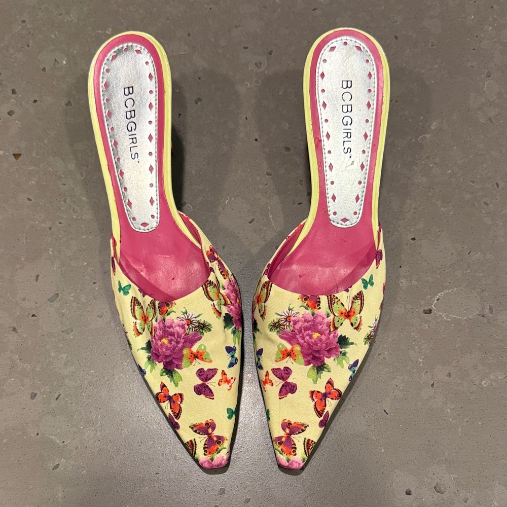 BCBGirls Yellow Floral & Butterfly Kitten Heeled Mule
